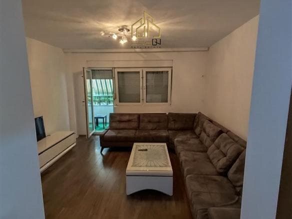 Banesë me qira – Rruga B