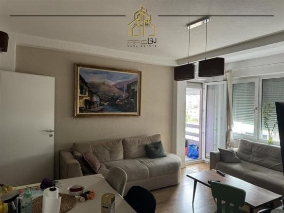 Banesë me qira – Aktash