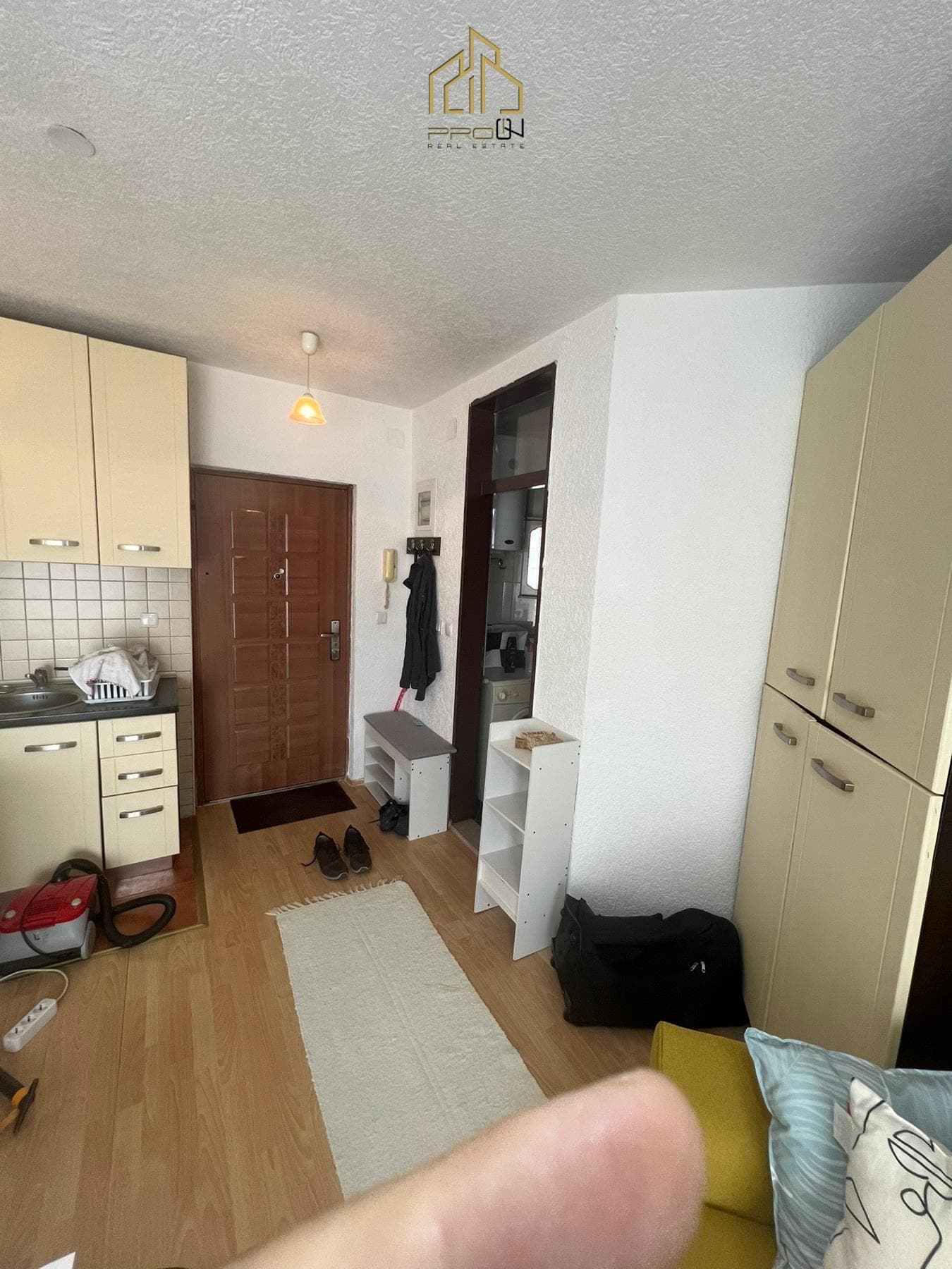 Garsoniere me qira – 4 Llullat 3