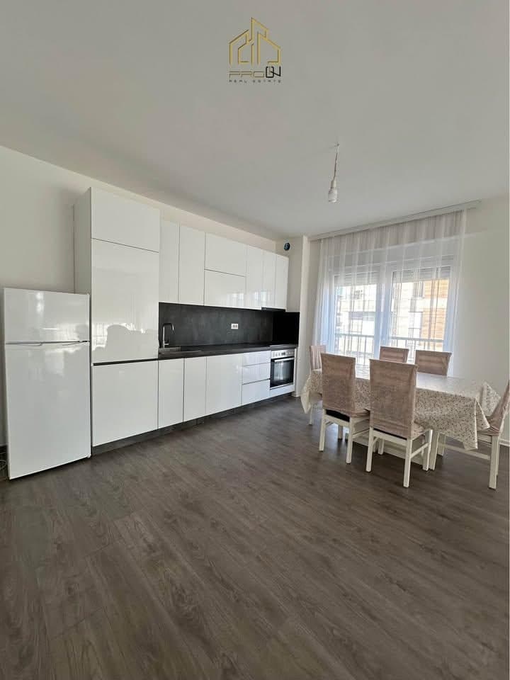 Banesë me qira – Mati 1 4