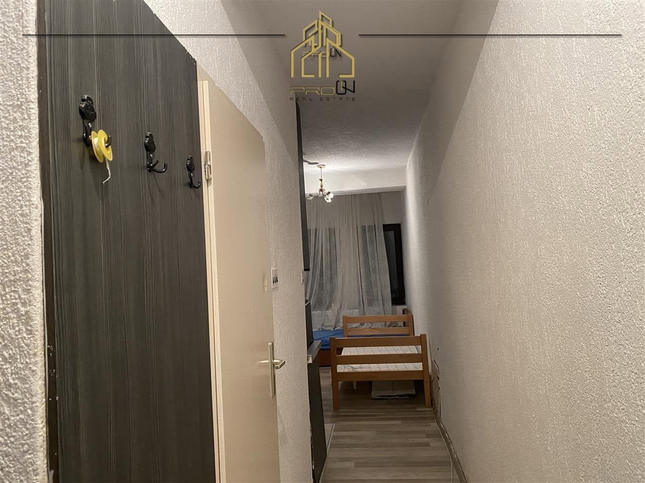 Garsoniere me qira – Qendër 4