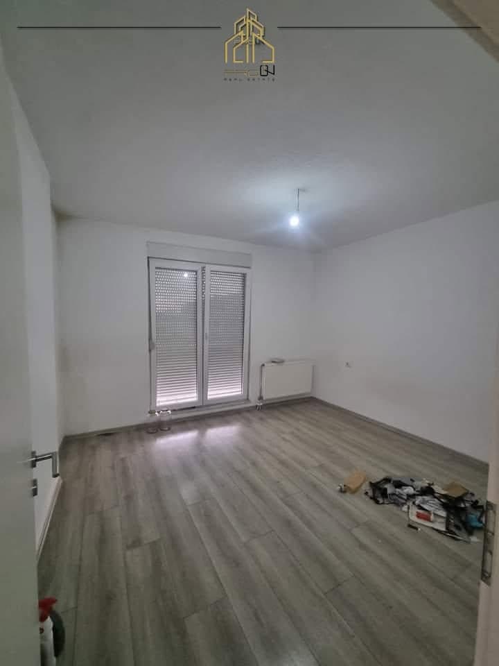 Banesë / Zyre me qira – Rruga B 4