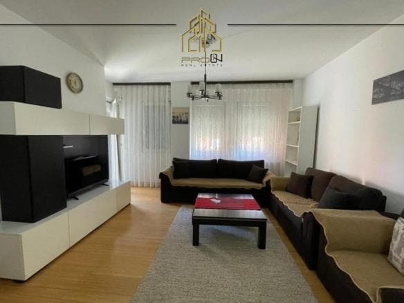 Banesë me qira – Mati 1