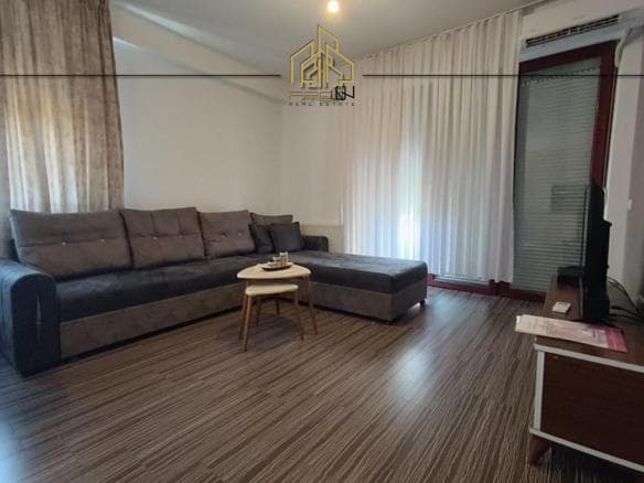 Banesë me qira – Lakrishtë