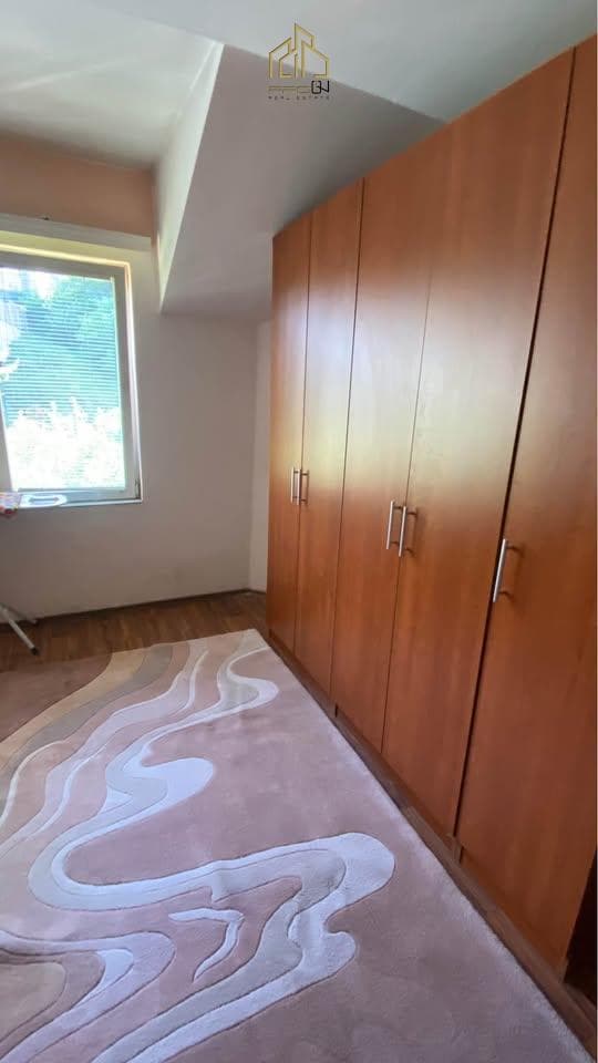 Kat shtëpie me qira – Prishtina e Re 4