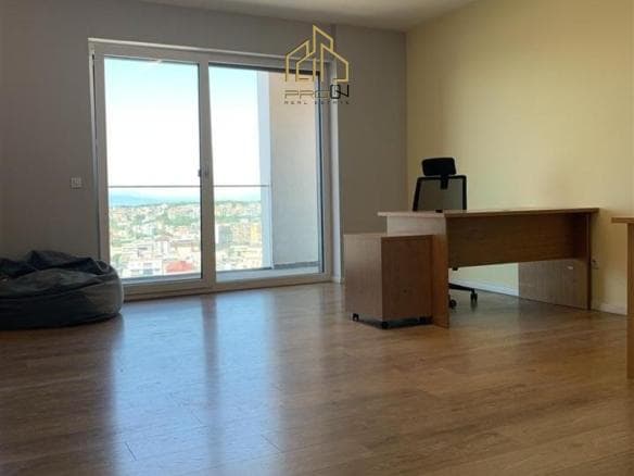 Banesë / Zyre me qira – Lagja e Muhaxherëve
