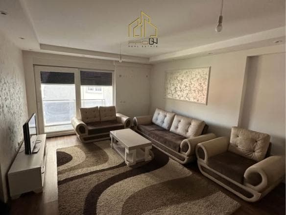Banesë me qira – Tophane