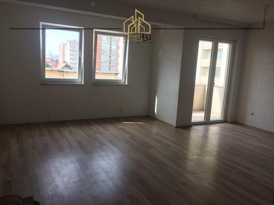Banesë / Zyre me qira – Fushë Kosovë 3