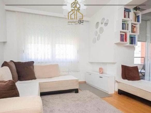 Banesë me qira – Kalabri (Emshir)