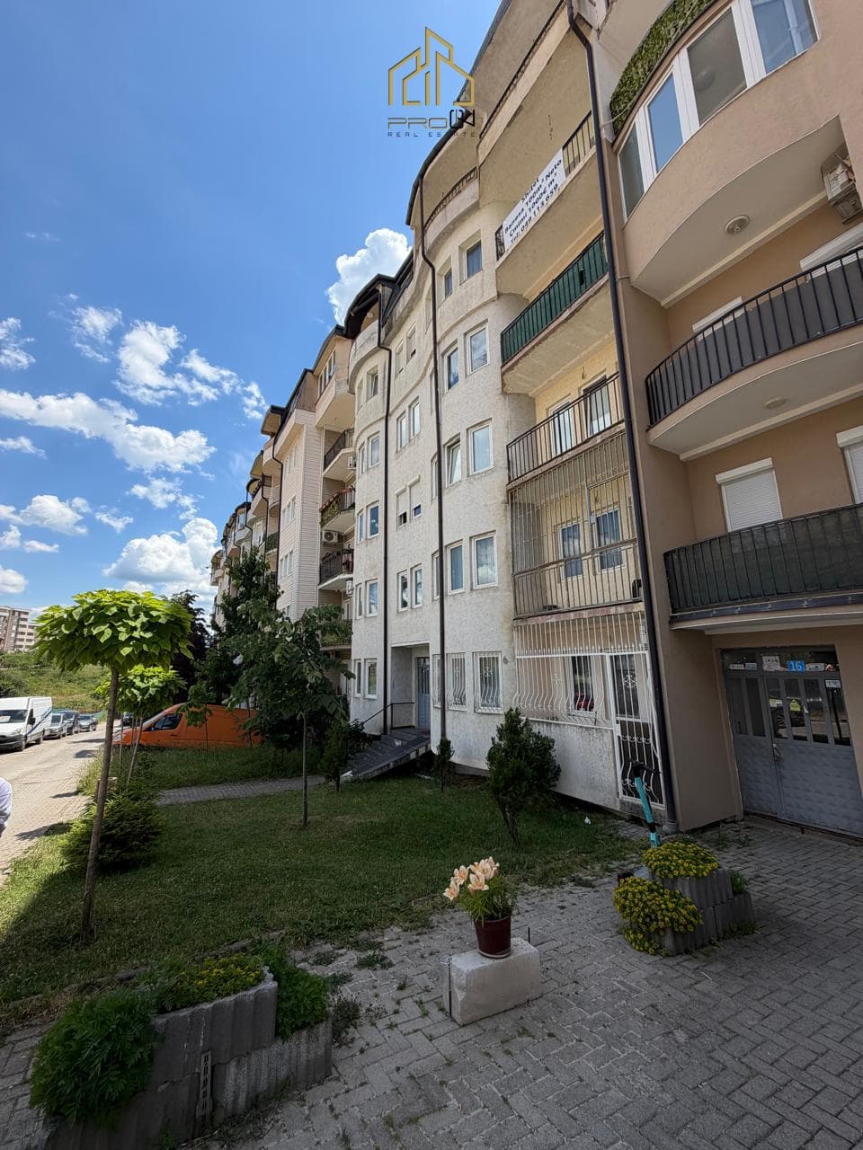 Banesë në shitje – Mati 1