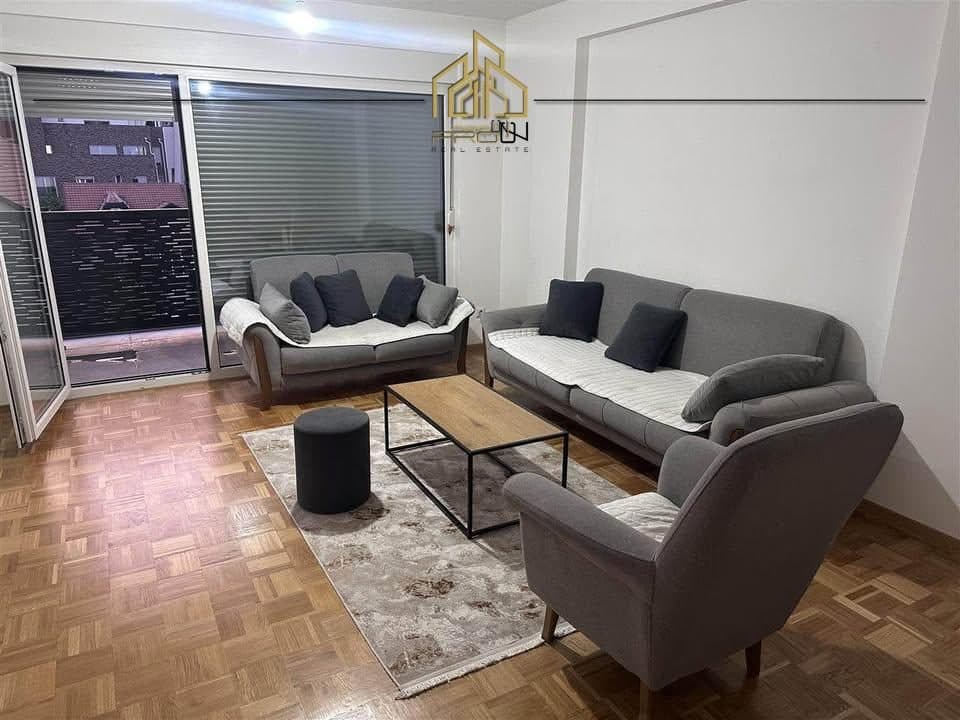 Banesë me qira – Mati 1 2