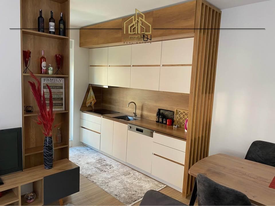 Banesë me qira – Mati 1 4
