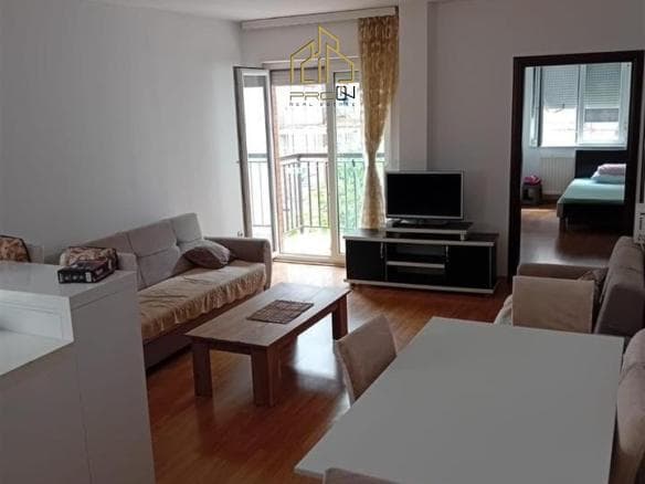 Banesë me qira – Mati 1