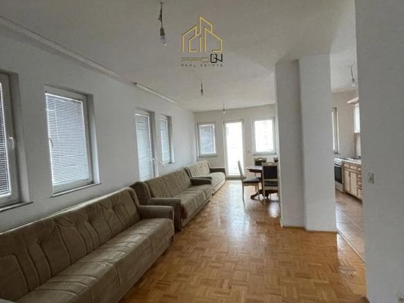 Banesë me qira – Qendër