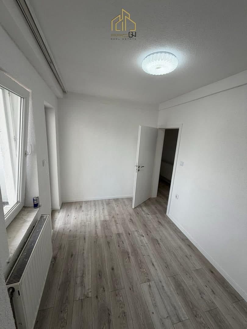 Banesë / Zyre me qira – Qendër 2