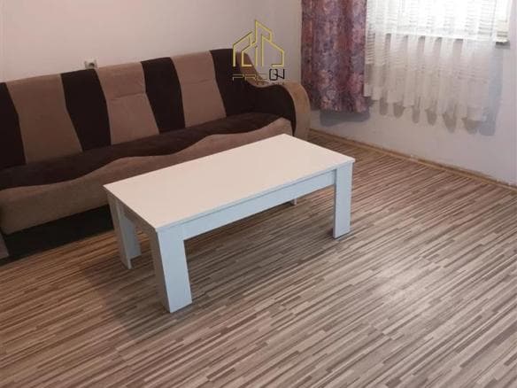 Kat shtëpie me qira – Arbëri (Dragodan)