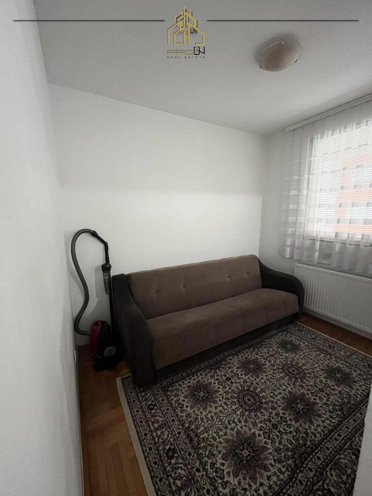 Banesë me qira – Mati 1 4