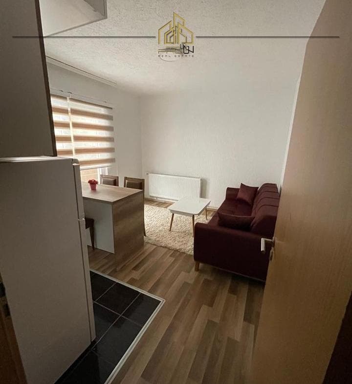 Kat shtëpie me qira – Kodra e Trimave 2