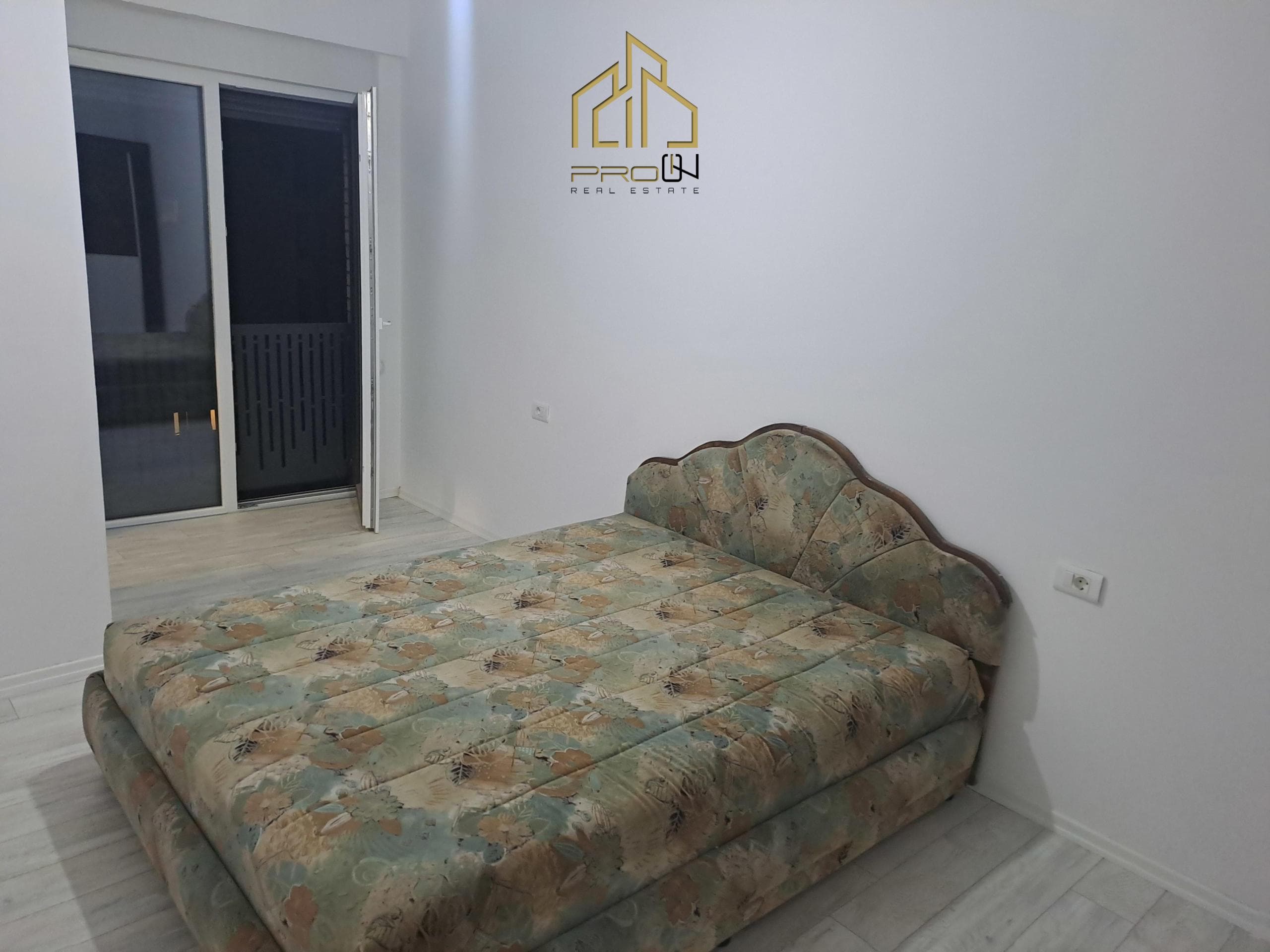 Banesë me qira – Mati 1 4