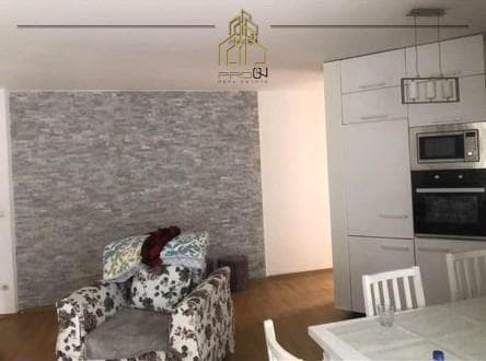 Banesë me qira – Mati 1 4