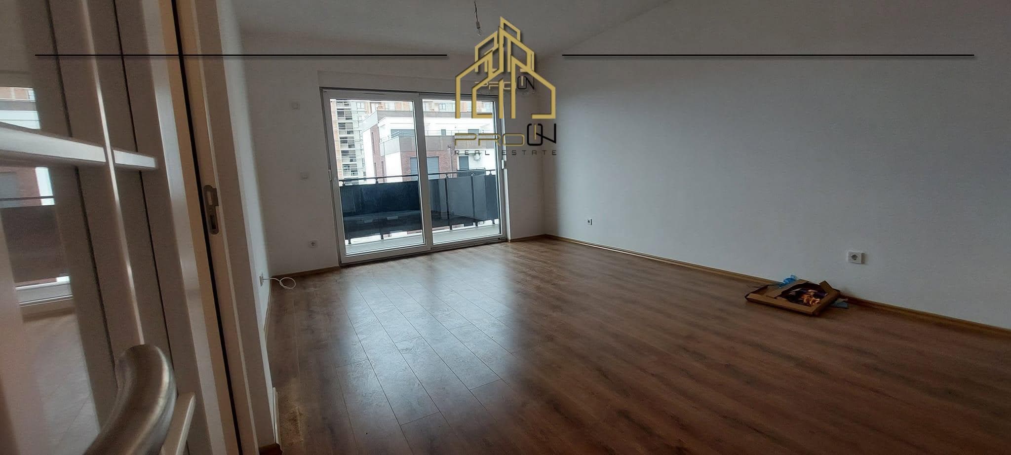 Banesë / Zyre me qira – Prishtina e Re 3
