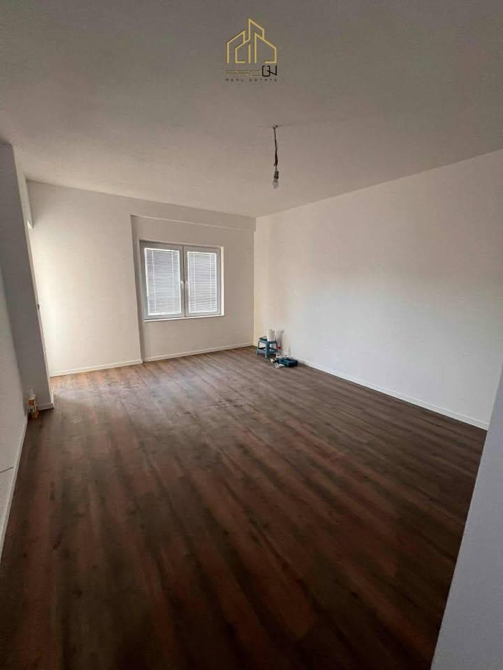 Banesë / Zyre me qira – Rruga B 2