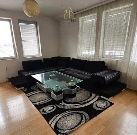 Kat shtëpie me qira – Rruga A