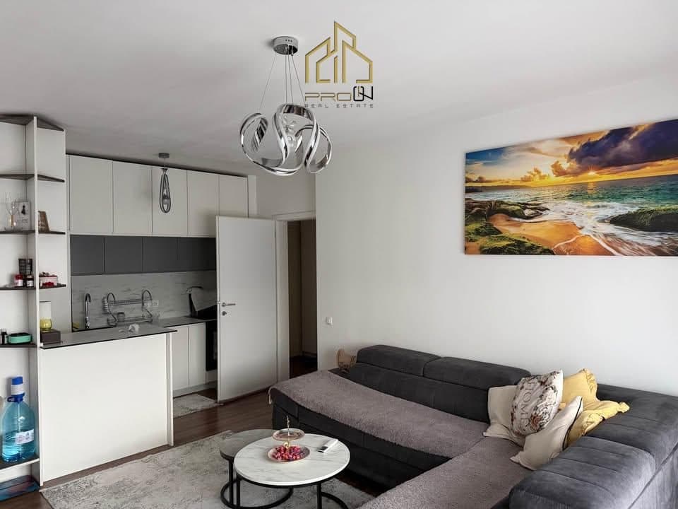 Banesë me qira – Mati 1 3