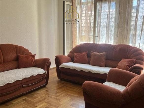 Garsoniere me qira – Parku i Qytetit