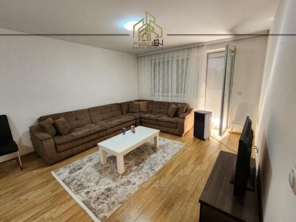 Banesë me qira – Kalabri (Emshir)