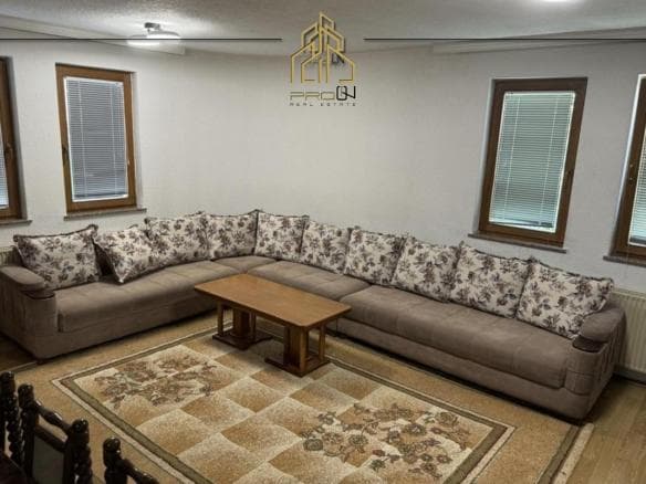 Kat shtëpie me qira – Bregu i Diellit