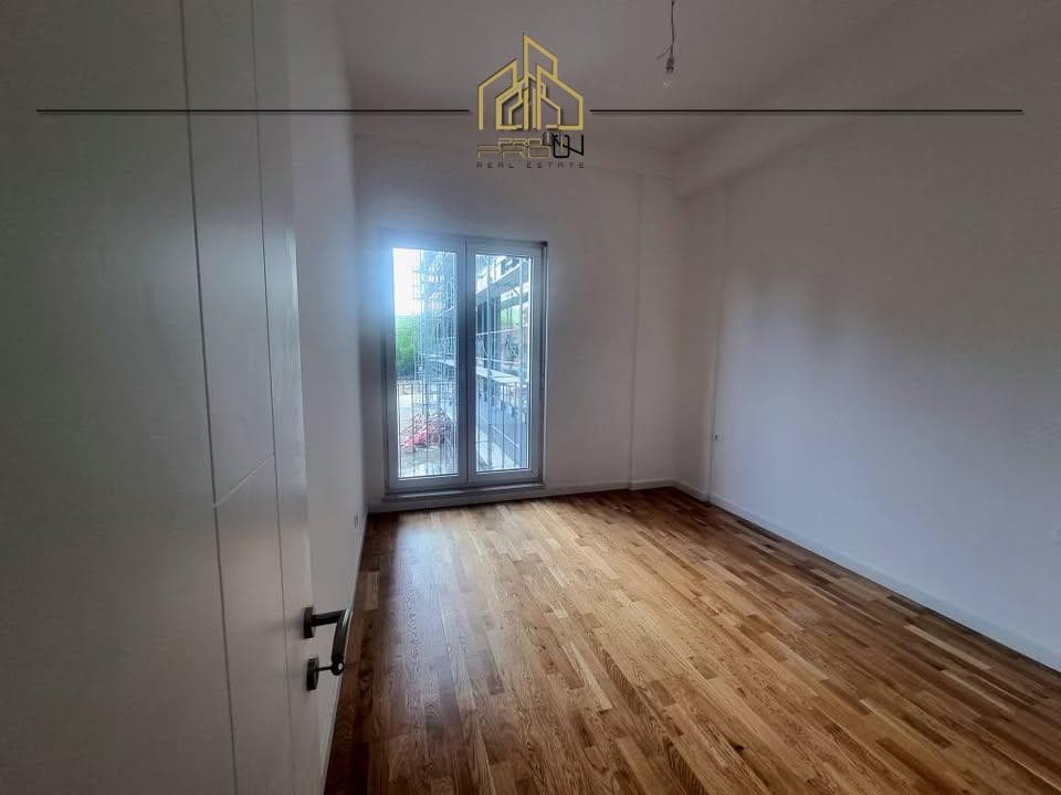 Banesë / Zyre me qira – Velani 4