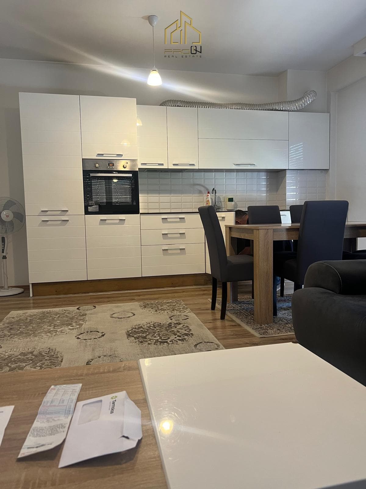 Banesë me qira – Mati 1 3