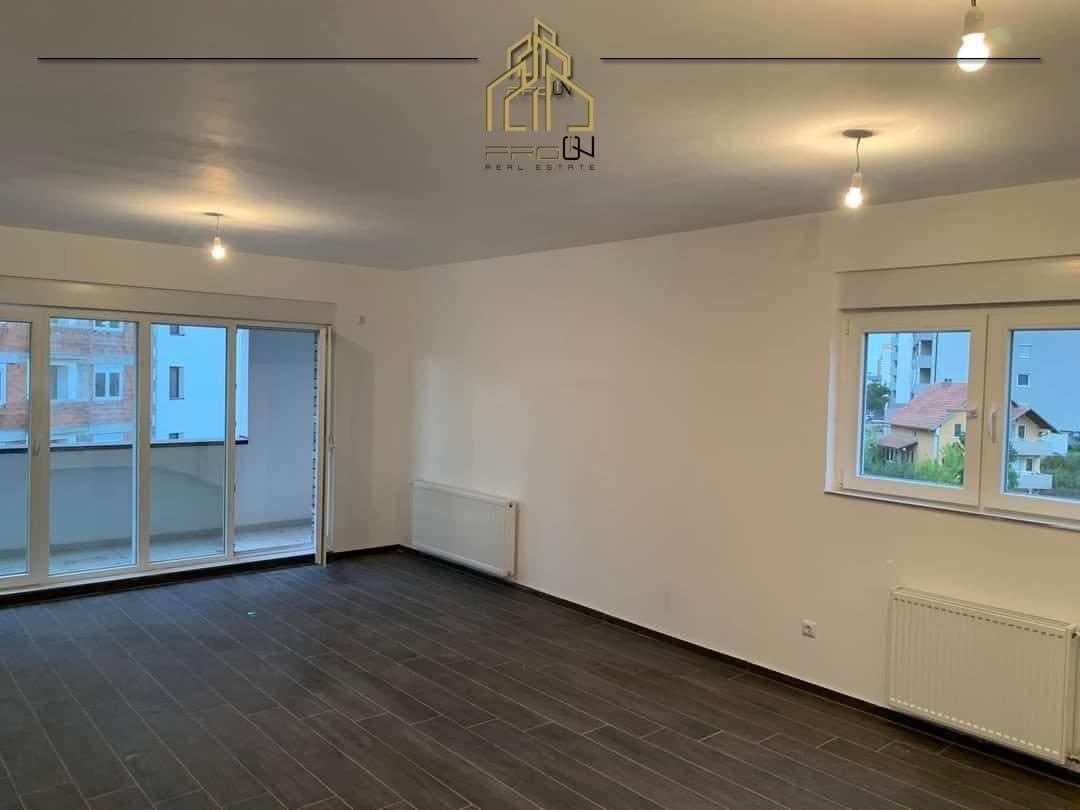 Banesë / Zyre me qira – Rruga C 2