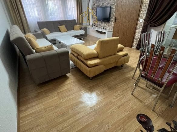 Kat shtëpie me qira – Kolovicë
