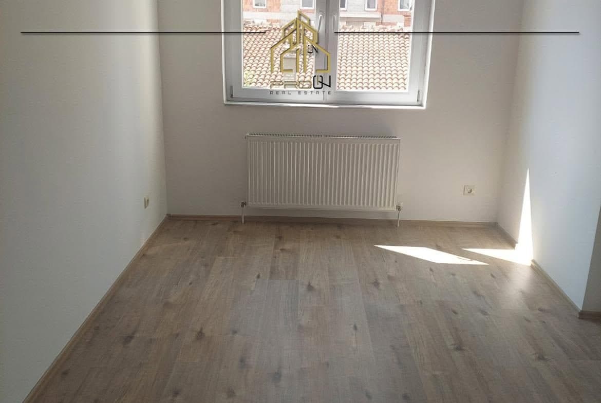 Banesë / Zyre me qira – Tophane 4
