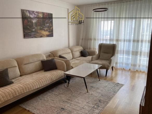 Banesë me qira – Mati 1