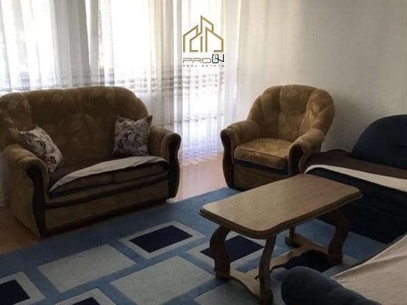 Kat shtëpie me qira – Kalabri (Emshir)