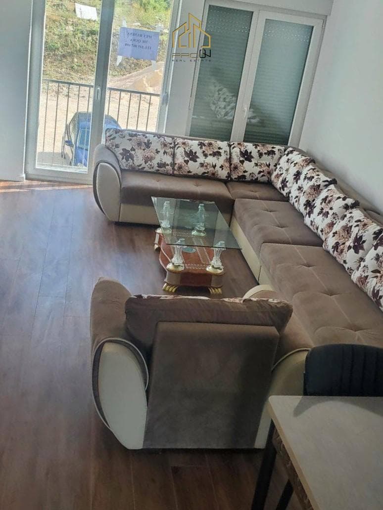 Banesë me qira – Kalabri (Emshir) 2