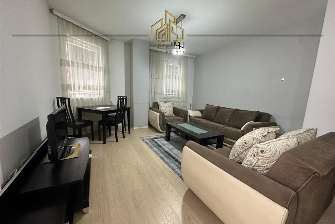Banesë me qira – 4 Llullat 2