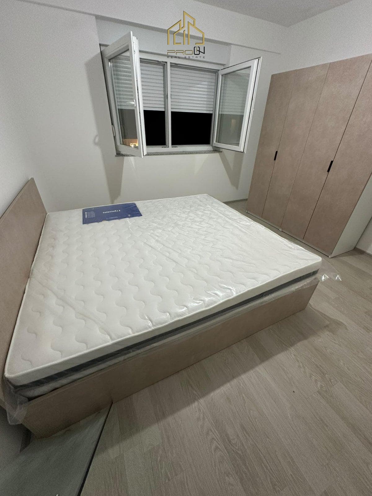 Banesë me qira – Mati 1 4