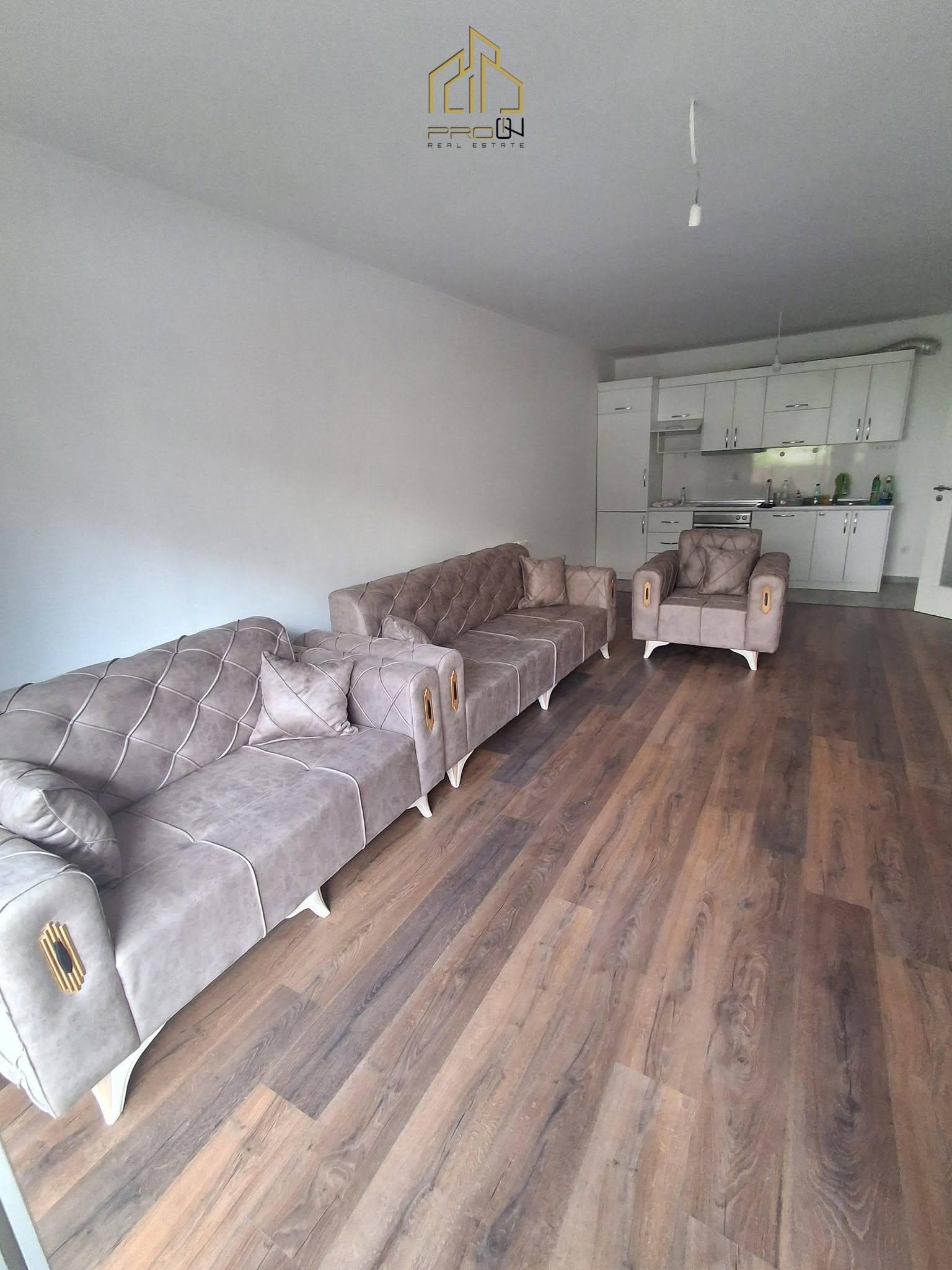 Banesë me qira – Mati 1 2
