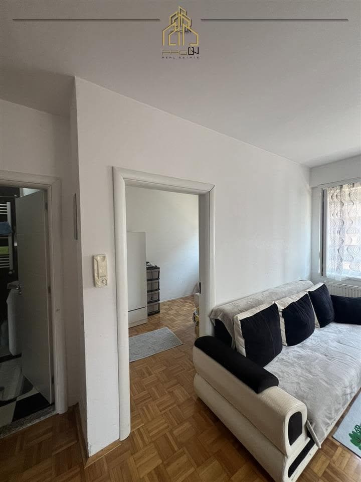 Banesë me qira – Mati 1 3