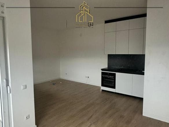 Banesë / Zyre me qira – Bregu i Diellit