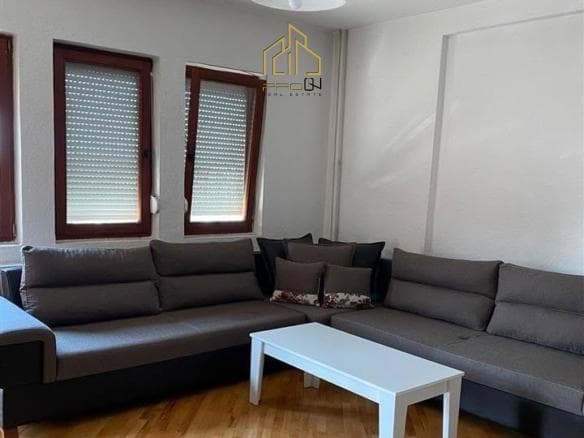 Banesë me qira – Aktash