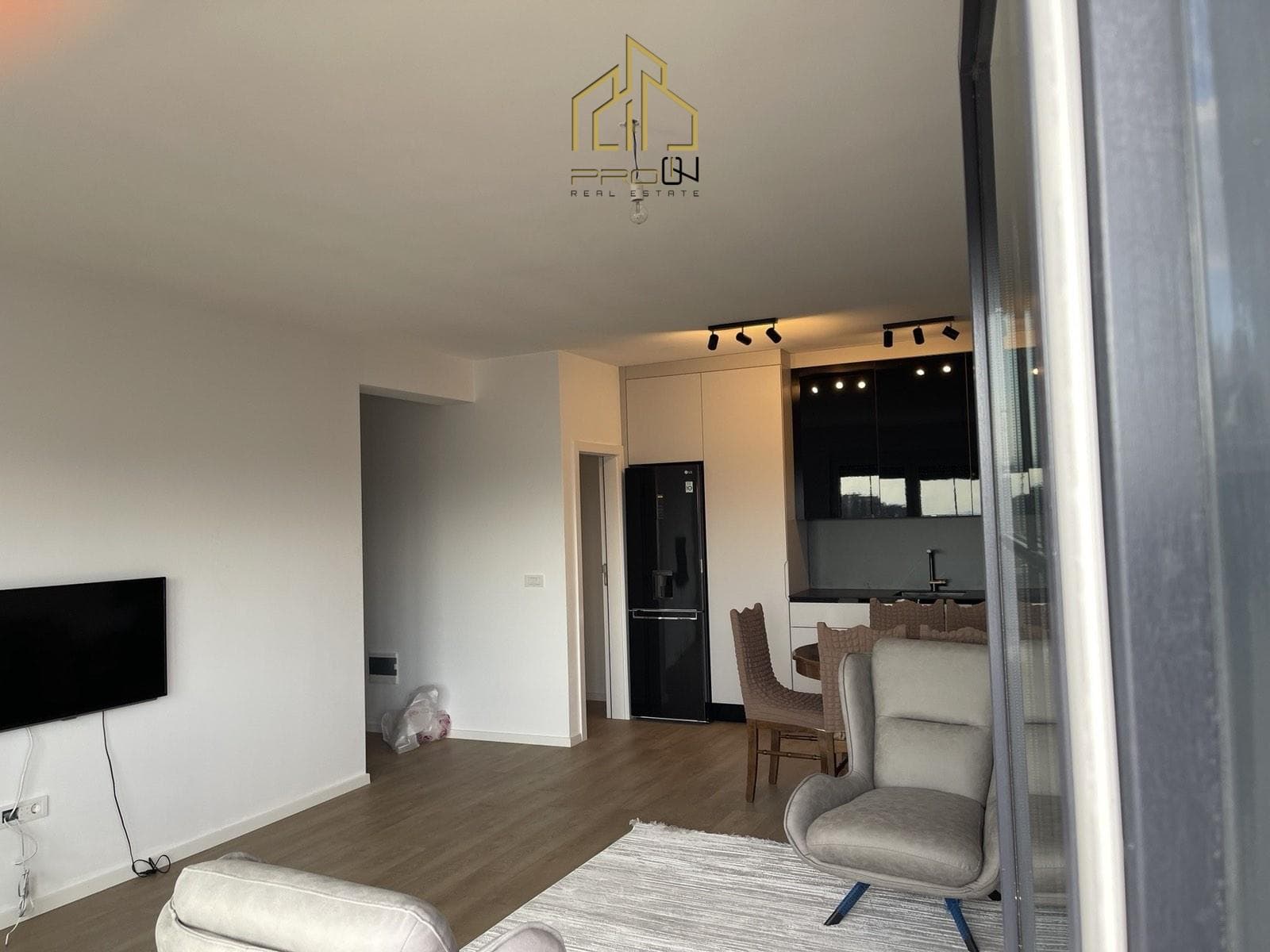 Banesë me qira – Tophane 3