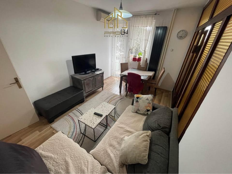 Banesë / Zyre me qira – Ulpianë 2