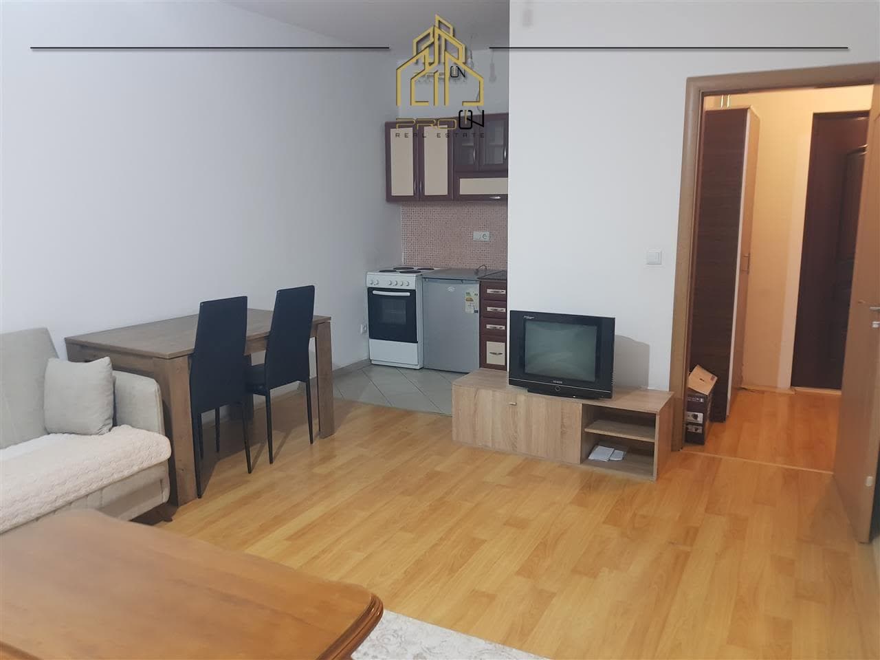 Banesë me qira – Mati 1 3