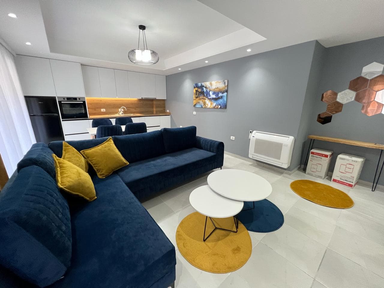 Apartament 2+1+2+Parkim me Qira në Kodra e Diellit, Tiranë - 800€ | 110m² 3