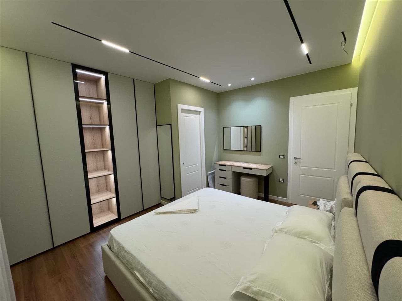 Jepet Apartament me qera 2+1 Ne Astir (Green City) 4